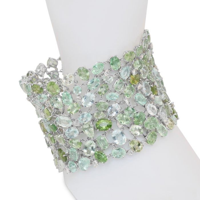 Glamorous 169.58ct Tourmalines and Diamonds Bracelet in 18k White Gold - IGI Certified