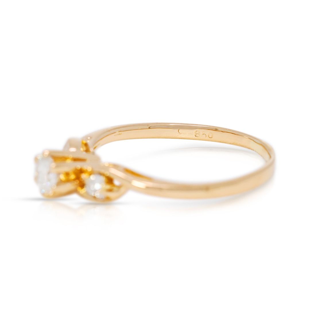 Graceful 0.18ct Natural Diamond Ring in 20K Yellow Gold