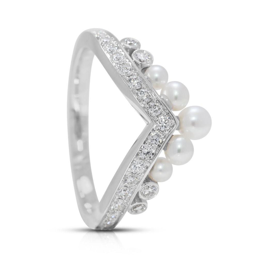 Graceful 0.88ct Natural Diamond & Pearl Chevron 18K White Gold Ring - (Unworn)