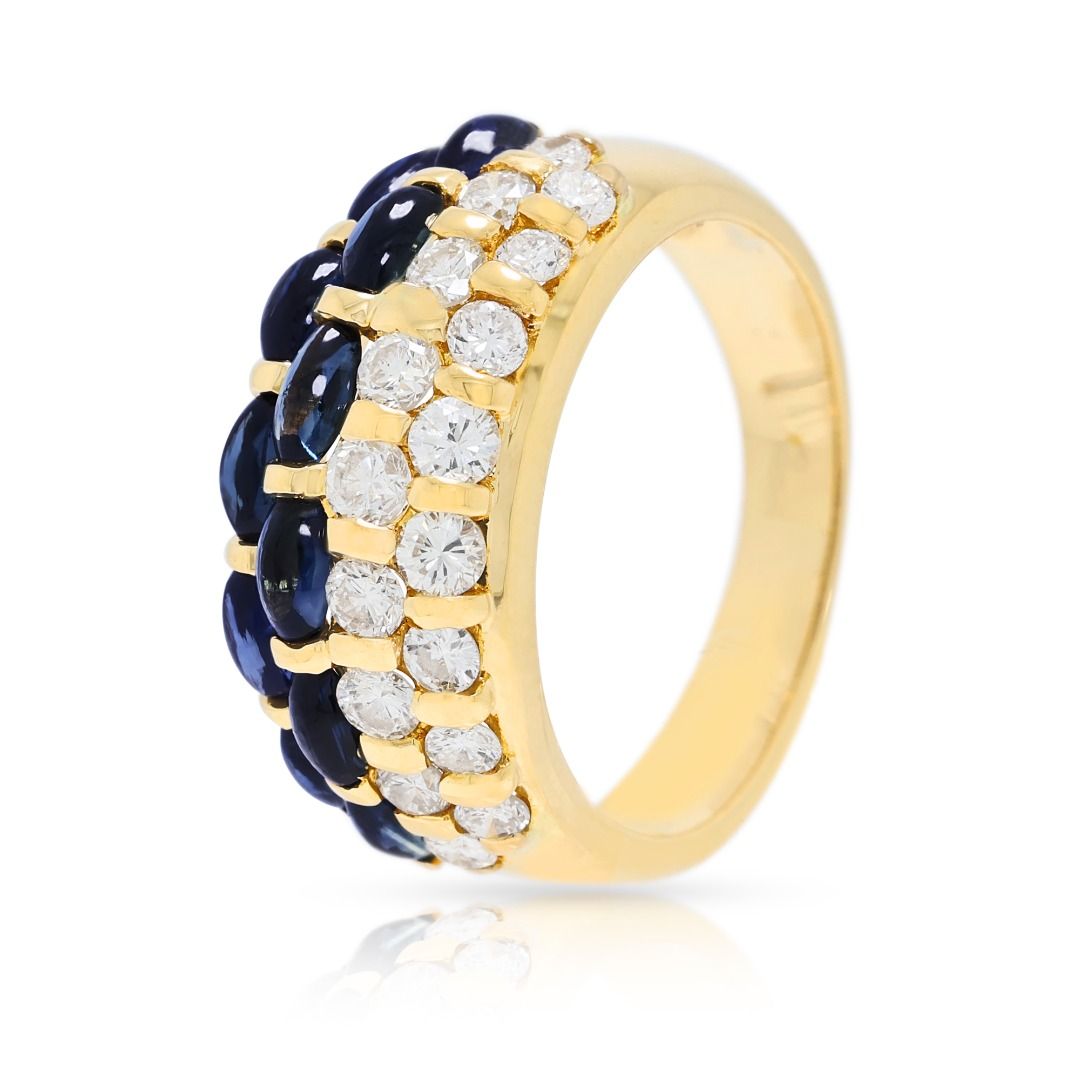 Graceful 1ct Sapphire & Diamond Ring in 18K Yellow Gold