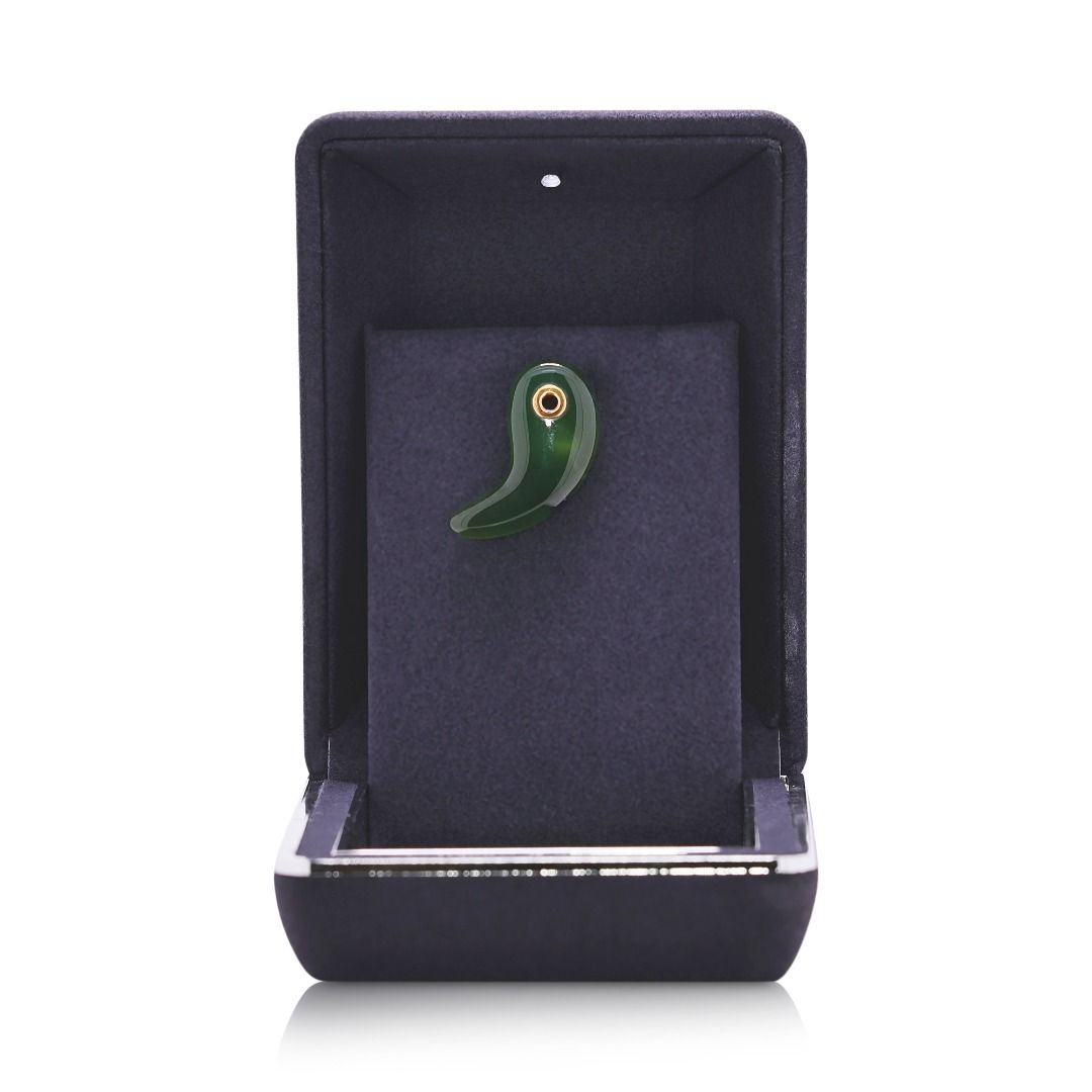 Graceful 5.03ct Natural Green Chalcedony Pendant in 14k Yellow Gold (New) - NGI Certified