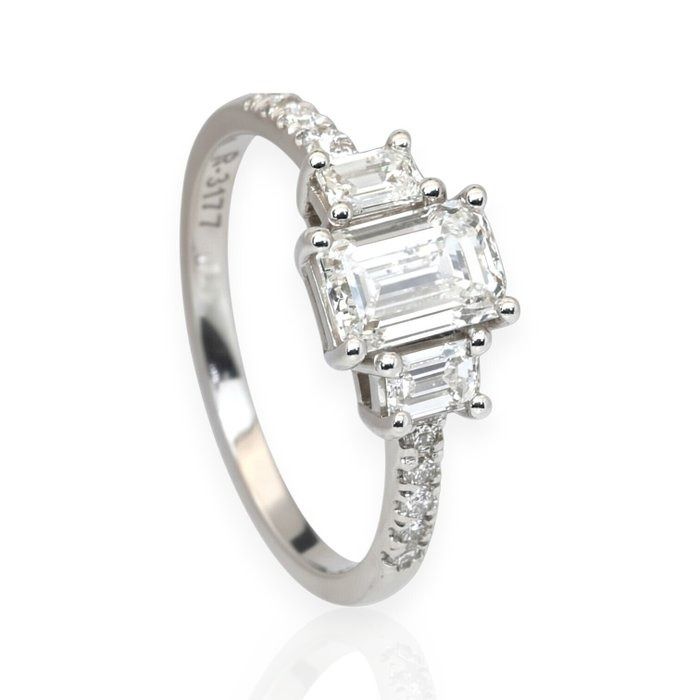 IGI & GIA Certified 1.50ct Diamonds 3-Stone Ring in 18k White Gold