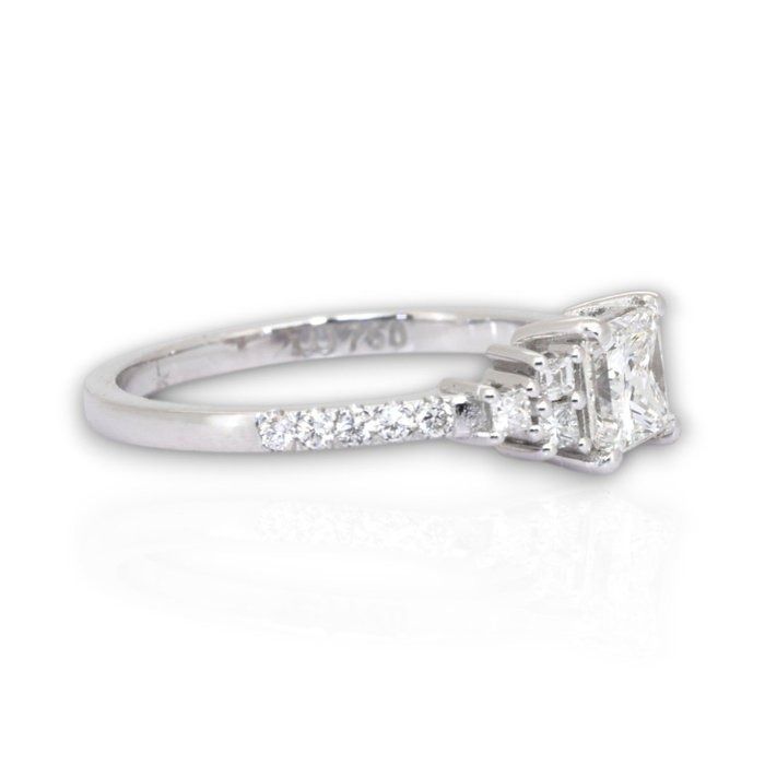 IGI Certified 0.97ct Diamonds Pave Ring in 18k White Gold