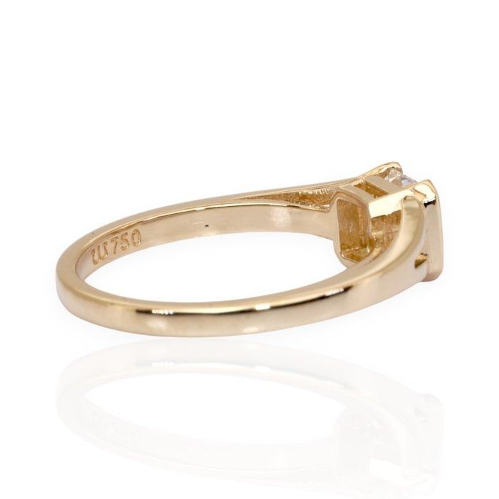 IGI Certified 1.02ct Diamond Solitaire Ring in 18k Yellow Gold