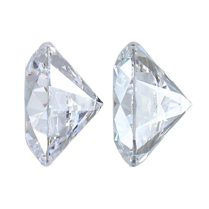 IGI Certified 1.02ct Pair of Round-Shaped Diamonds