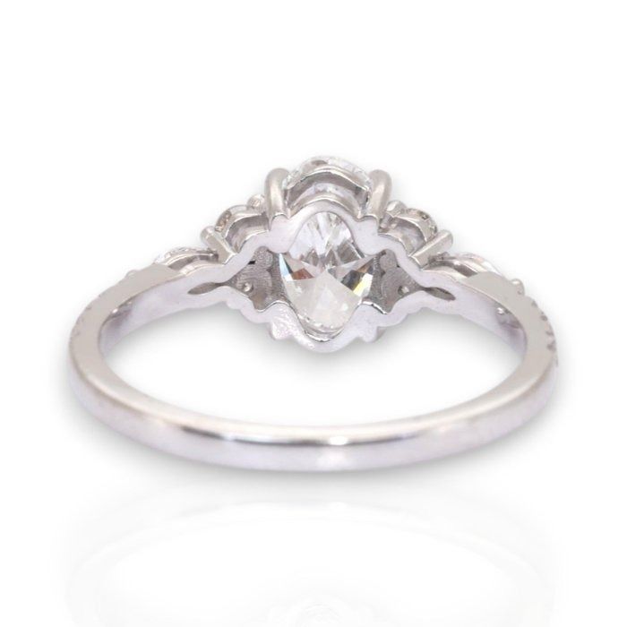 IGI Certified 1.41ct Diamonds Pave Ring in 18k White Gold