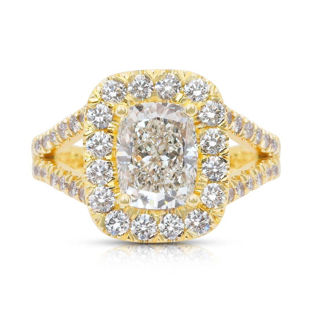 IGI Certified 2.43ct Diamonds Halo Ring in 18k Yellow Gold
