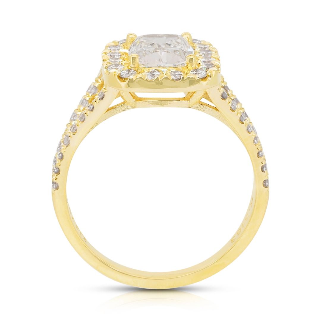 IGI Certified 2.43ct Diamonds Halo Ring in 18k Yellow Gold