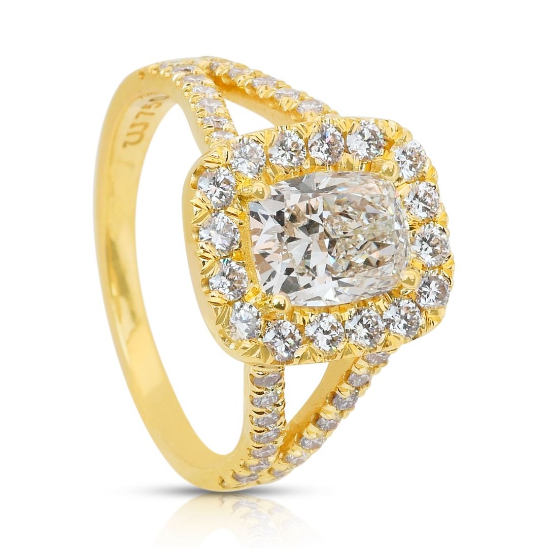 IGI Certified 2.43ct Diamonds Halo Ring in 18k Yellow Gold
