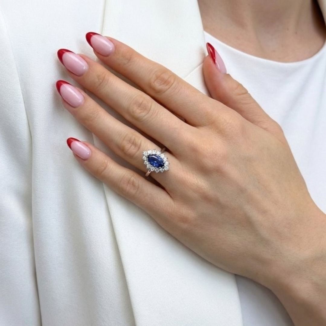 IGI Certified 2.50ct Sapphire and Diamonds Cluster Ring in 18k White Gold