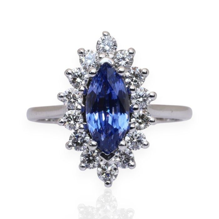 IGI Certified 2.50ct Sapphire and Diamonds Cluster Ring in 18k White Gold