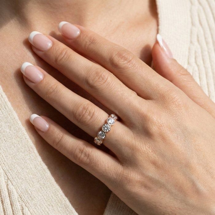 IGI Certified 3.13ct Diamonds Eternity Band Ring in 18k Rose Gold