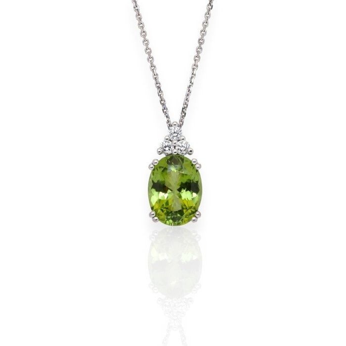 IGI Certified 3.71ct Peridot and Diamonds Necklace with Pendant in 14k White Gold