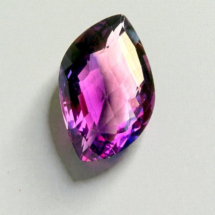 IGI Certified 41.52ct Purple Amethyst Gemstone