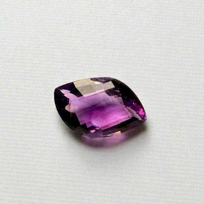 IGI Certified 41.52ct Purple Amethyst Gemstone