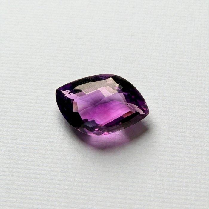 IGI Certified 41.52ct Purple Amethyst Gemstone