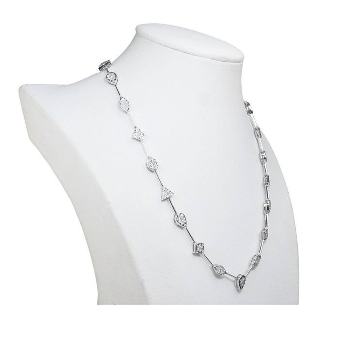 IGI Certified 4.86ct Diamonds Necklace in 18k White Gold