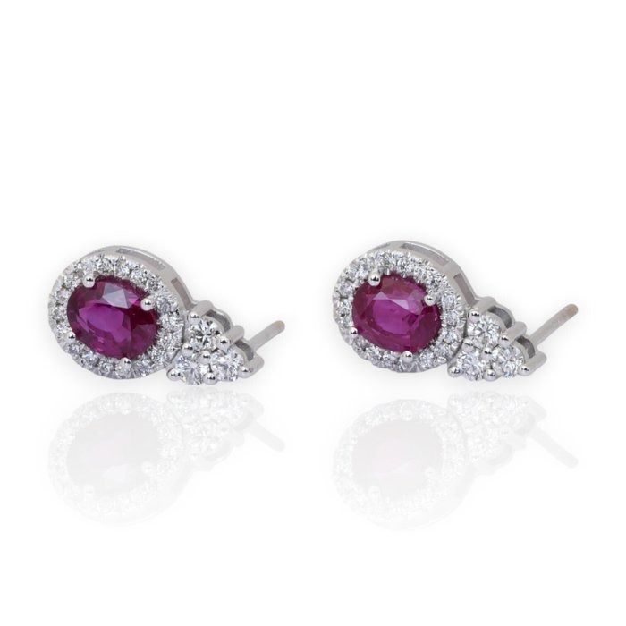 IGI Certified Rubies and Diamonds Earrings in 18k White Gold