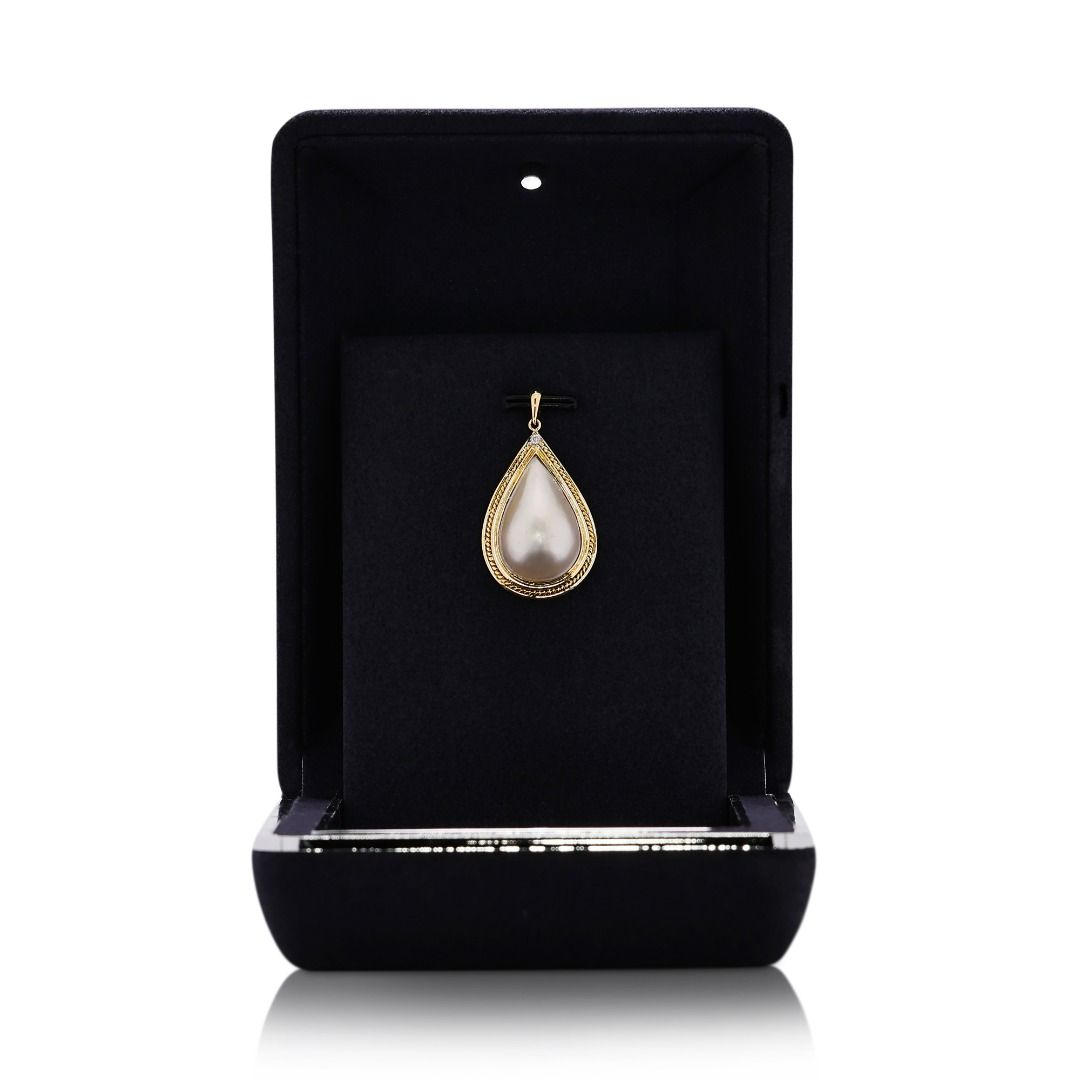 Luminous 0.01ct Natural Diamond & Mabe Pearl 14K Yellow Gold Pendant