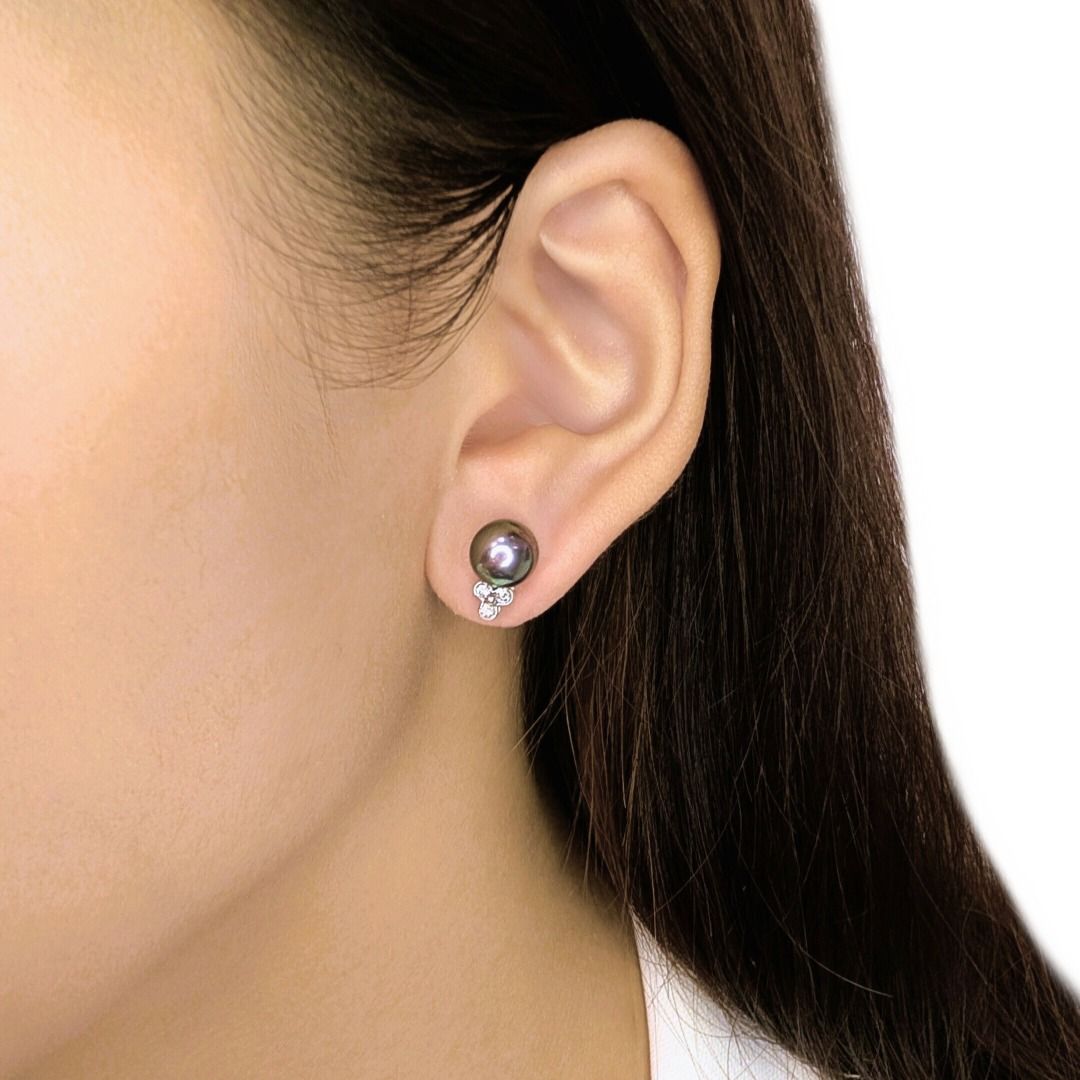 Luminous 0.12ct Natural Diamond & Freshwater Pearl 18K White Gold Stud Earrings