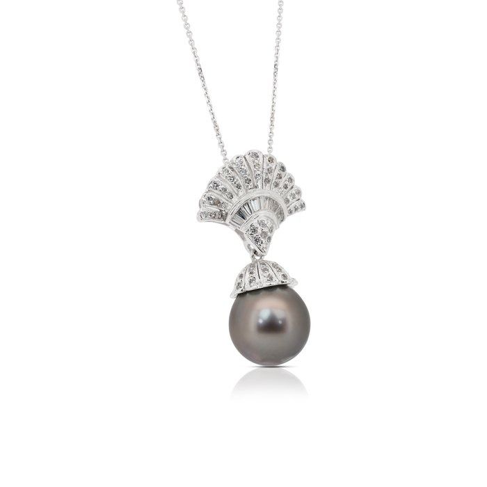 Luminous 13.25ct Tahitian Cultured Pearl and Diamonds Necklace in 18k White Gold - IGI Certified