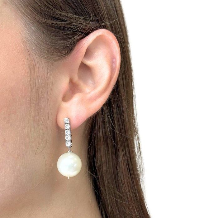 Lustrous 11.18ct South Sea Cultured Pearls and Diamonds Drop Earrings in 18k White Gold - IGI Certified