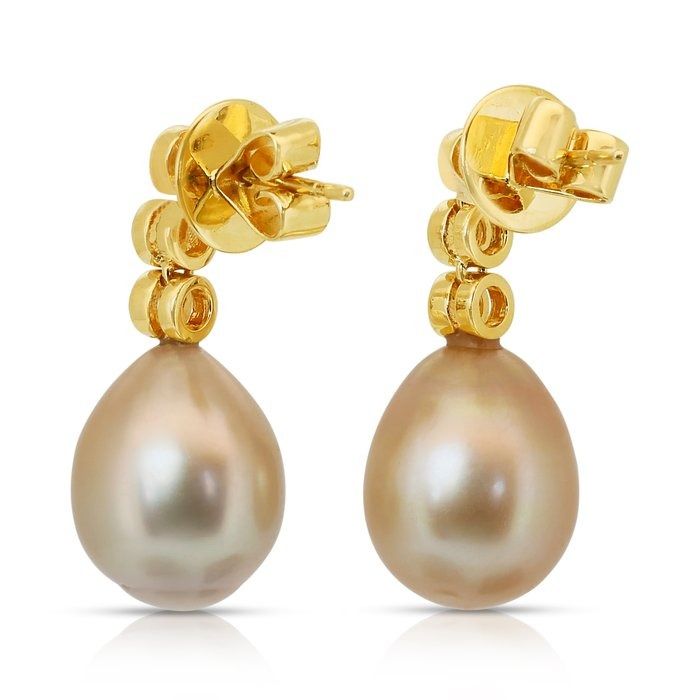 Lustrous 11.48ct Salt Water Pearls and Diamonds Drop Earrings in 18k Yellow Gold - IGI Certified