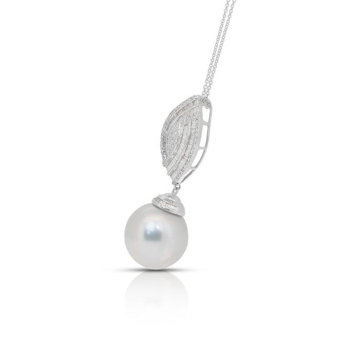 Lustrous 9.20ct Salt Water Pearl and Diamonds Drop Necklace in 18k White Gold - IGI Certified