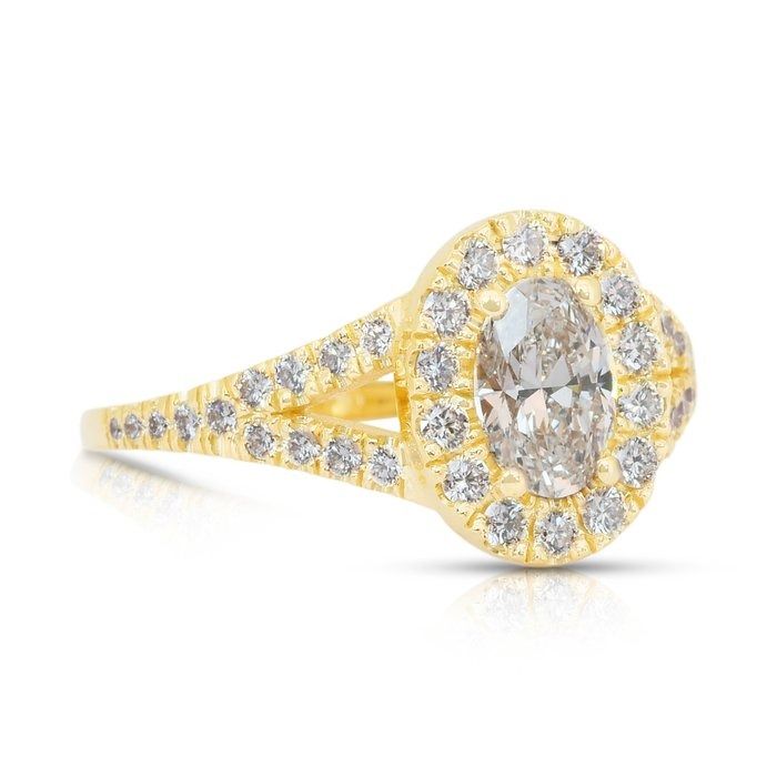 Luxurious 1.10ct Diamonds Halo Ring in 18k Yellow Gold - IGI Certified