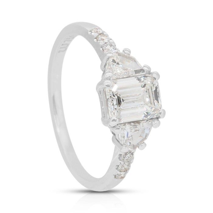 Luxurious 1.54ct Diamonds 3-Stone Ring in 18k White Gold - IGI Certified