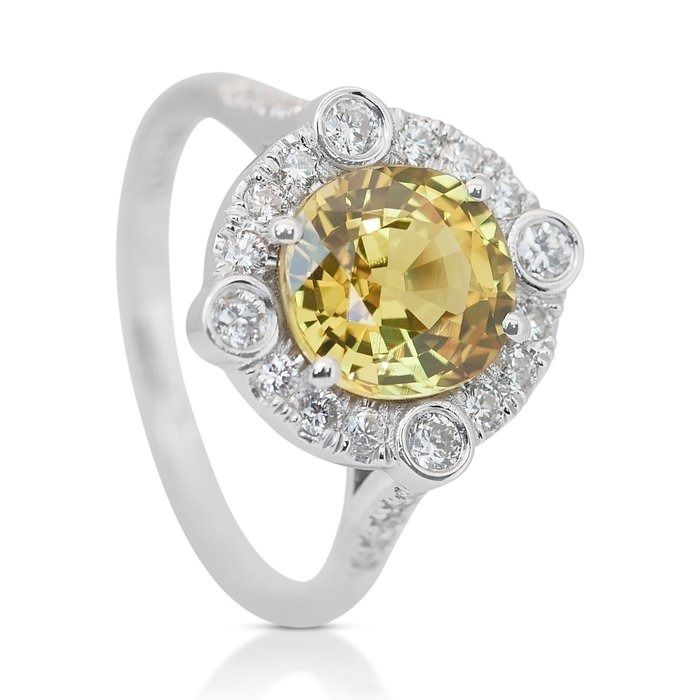 Mesmerizing 3.56ct Sapphire and Diamonds Cluster Ring in 14k White Gold - IGI Certified