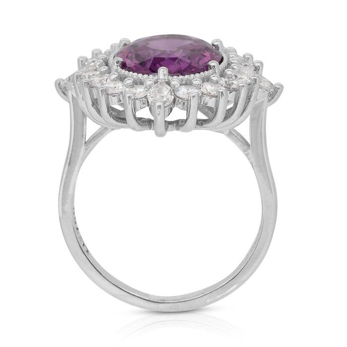 Mesmerizing 6.49ct Garnet and Diamonds Cocktail Ring in 18k White Gold - GIA Certified