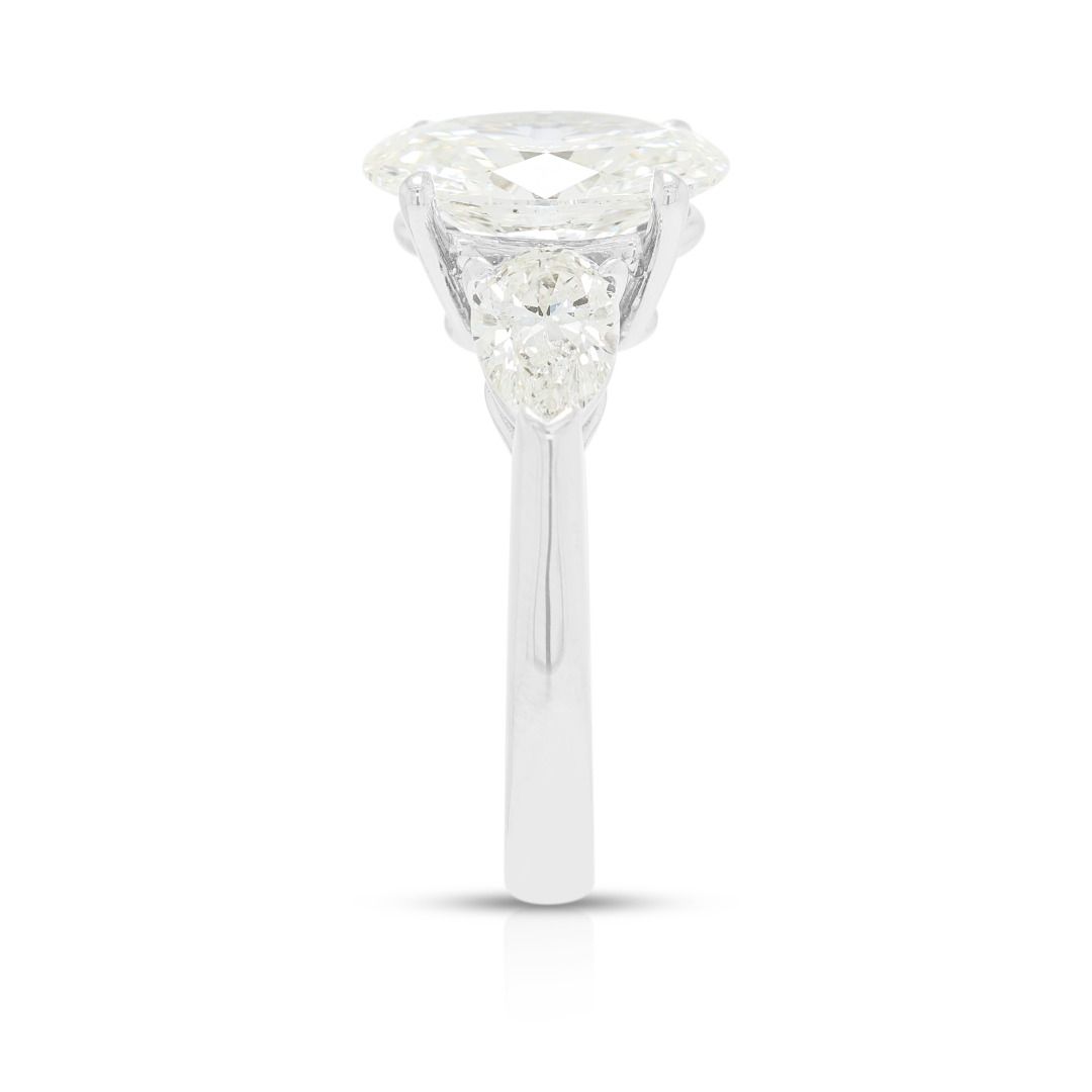 Opulenter 3,35 Karat Ring mit natürlichen Diamanten in Dreistein-Trilogie-Fassung aus 18K Weißgold – GIA-zertifiziert