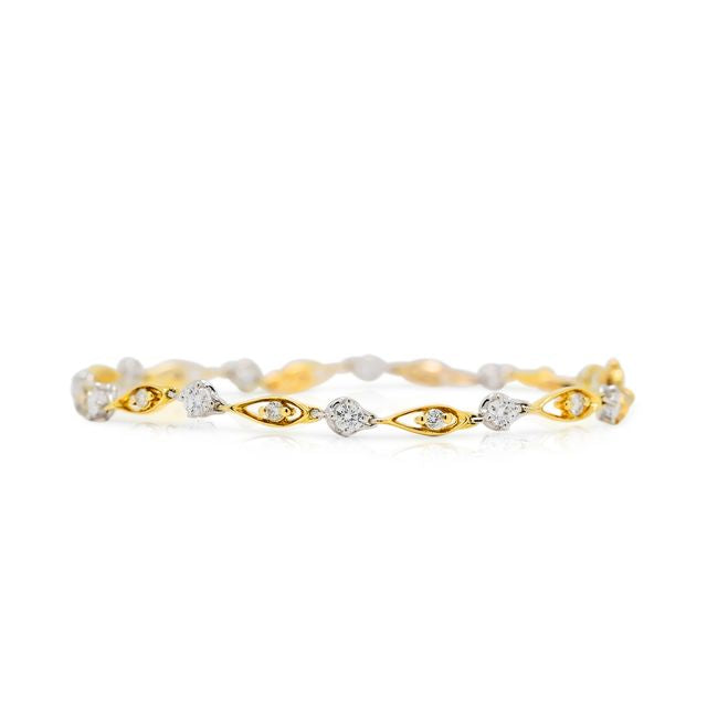 Exquisite 0.68ct Natural Diamond Bracelet in 18K Two-Toned Gold (New)