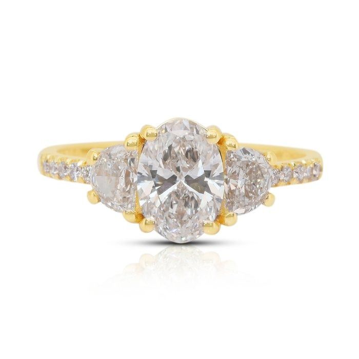 Radiant 1.76ct Diamonds 3-Stone Ring in 18k Yellow Gold - IGI Certified