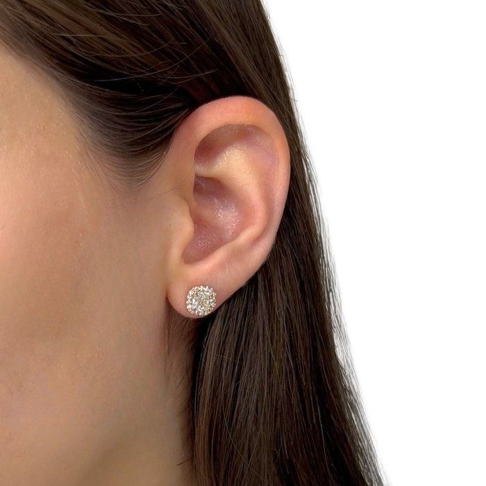 Radiant 2.11ct Diamonds Stud Earrings in 18k Rose Gold - IGI Certified