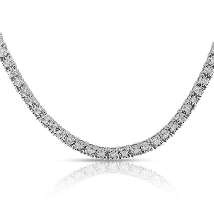 Radiant 2.43ct Diamonds Necklace in 9k White Gold - IGI Certified