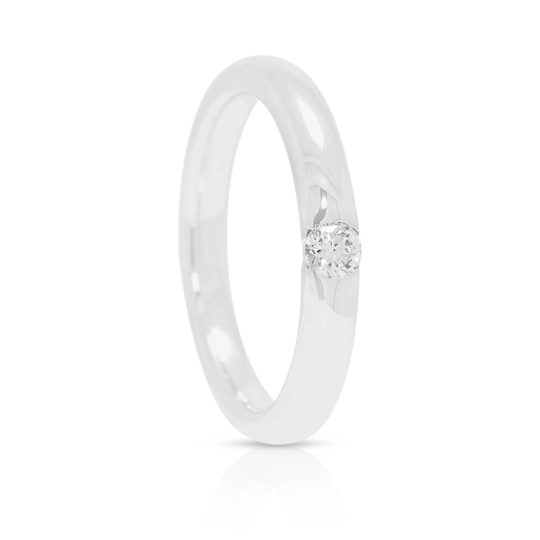 Refined 0.15ct Natural Diamond Round Brilliant Solitaire Ring in Platinum