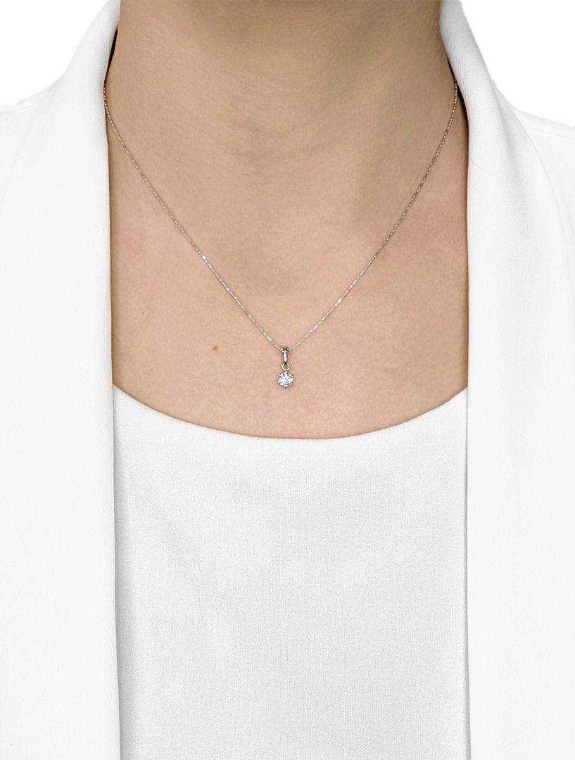 Refined 0.30ct Gold Heart Solitaire Natural Diamond Pendant in Platinum - GIA Certificate