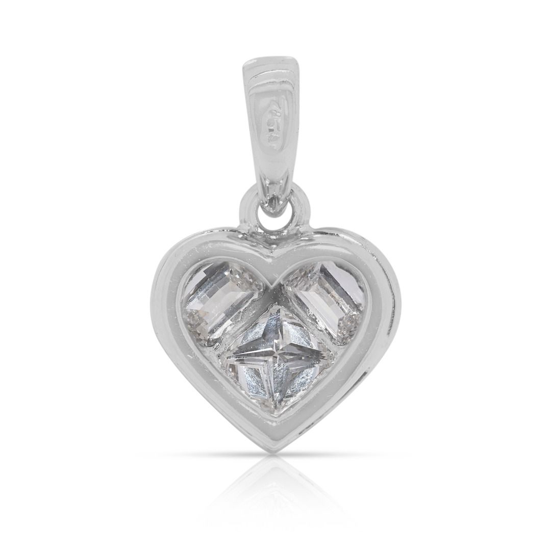 Refined 0.32ct Diamond Pendant in 18K White Gold
