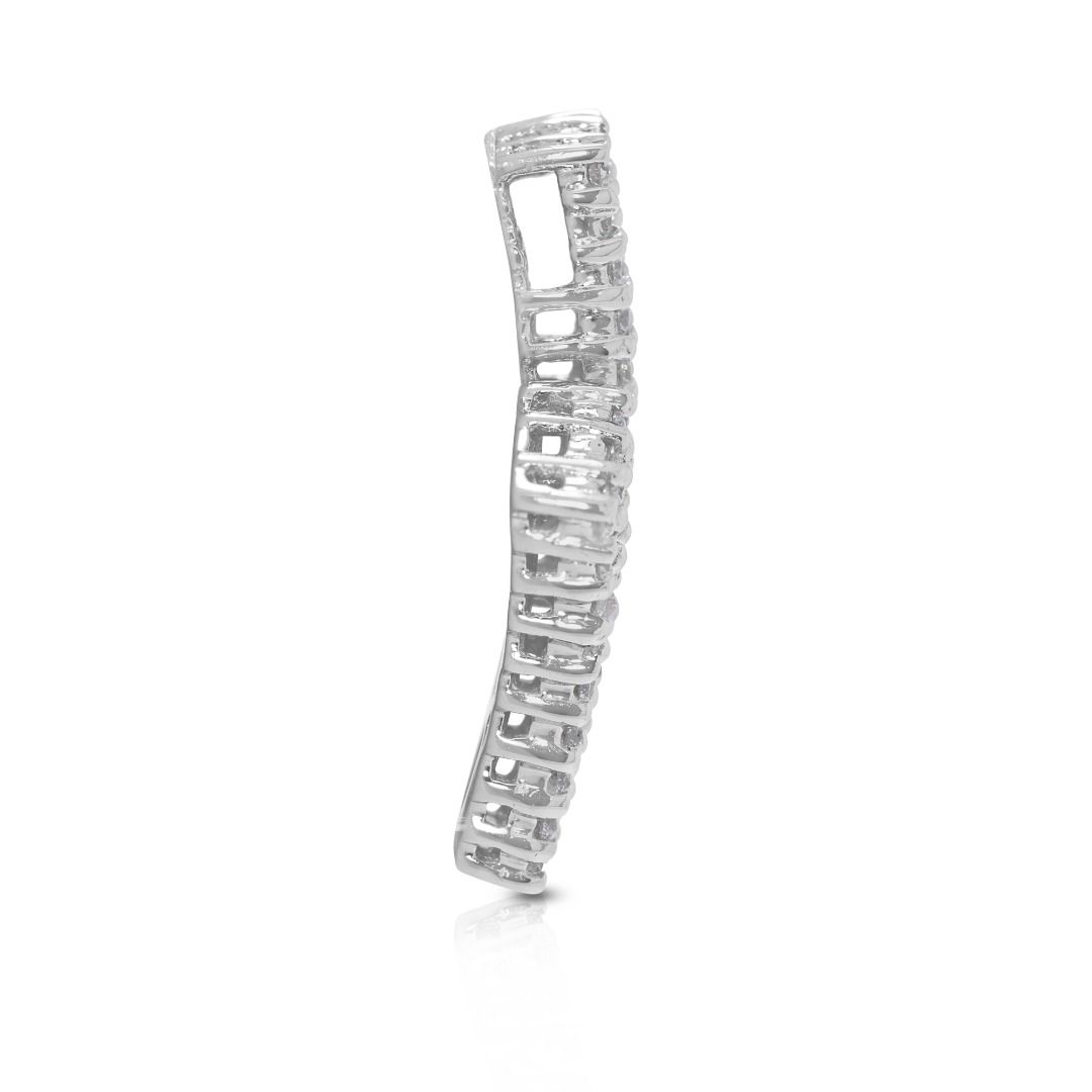 Remarkable 0.81ct Natural Diamonds Pendant in 18K White Gold