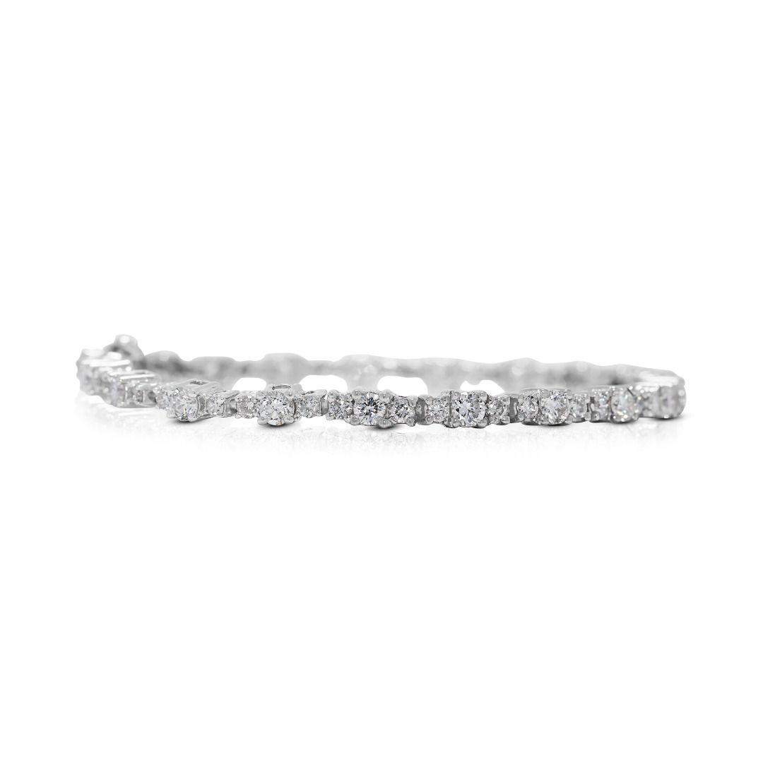 Resplendent 2.73ct Natural Diamond Bracelet in 18K White Gold