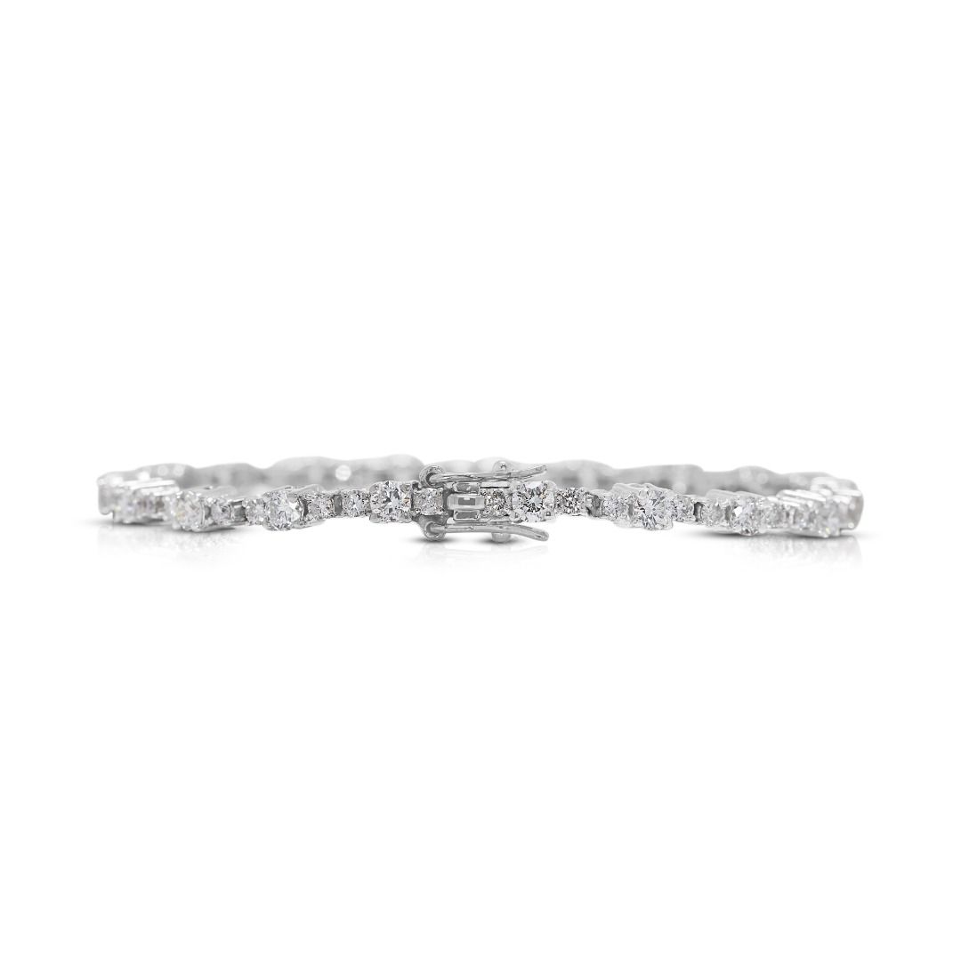 Resplendent 2.73ct Natural Diamond Bracelet in 18K White Gold