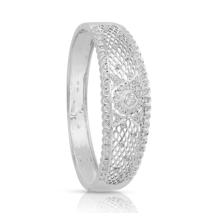 Sophisticated 1.50ct Diamonds Bangle in 18k White Gold - IGI Certified