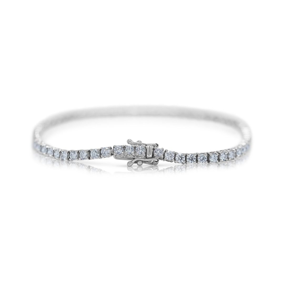 Sophisticated 2.49ct Diamond Tennis Bracelet in 18K White Gold