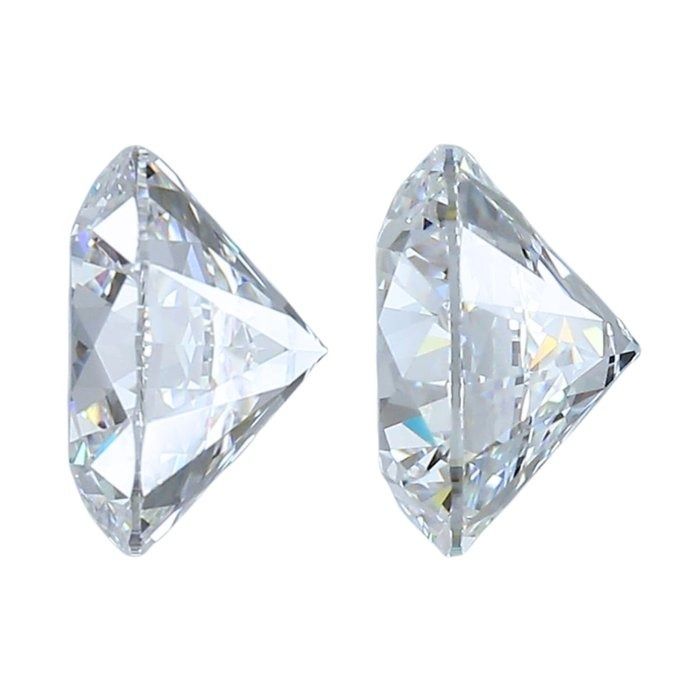 Sparkling 1.30ct Natural Pair of Round-Shaped Diamonds - IGI Certified