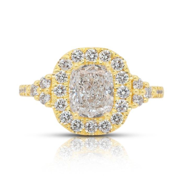 Sparkling 2.12ct Diamonds Halo Ring in 18k Yellow Gold - GIA Certified