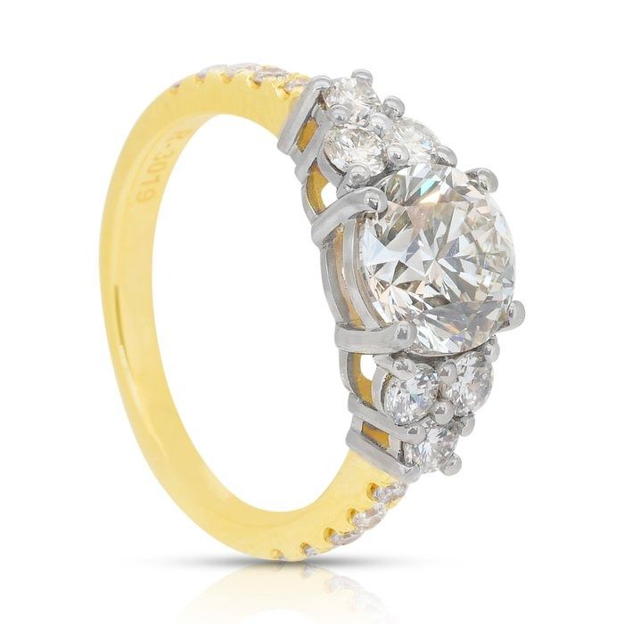 Sparkling 2.72ct Diamonds Ring in 18k Yellow & White Gold - IGI Certified