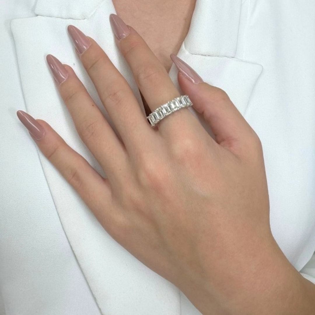 Sparkling 4.05ct Diamonds Half-Eternity Ring in 18k White & Yellow Gold - IGI Certified