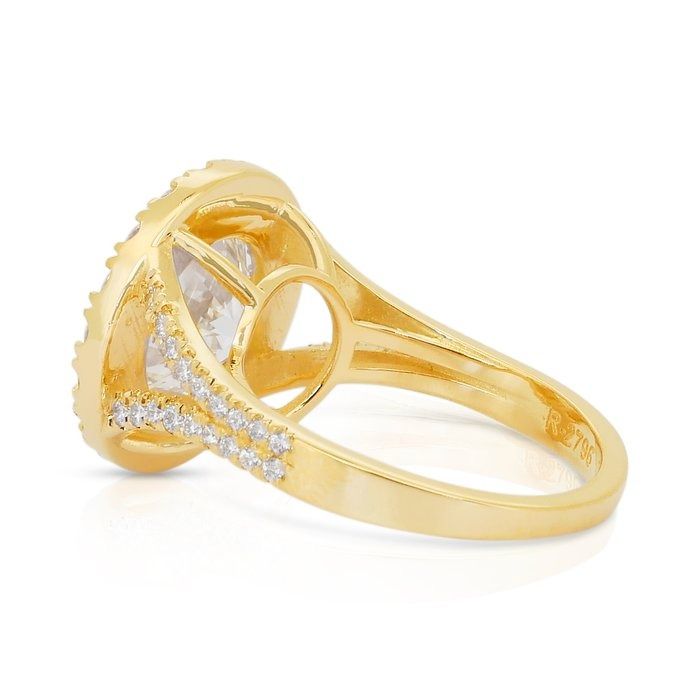 Sparkling 5.06ct Diamonds Halo Ring in 18k Yellow Gold - IGI Certified
